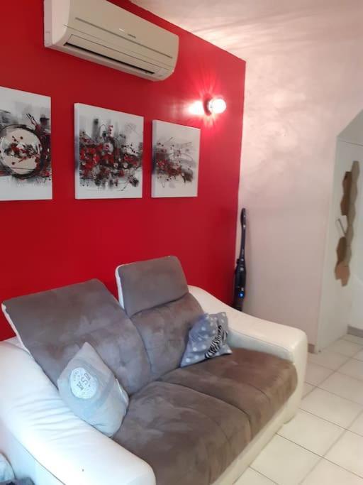Apartment T3 Duplex Calme A La Timone