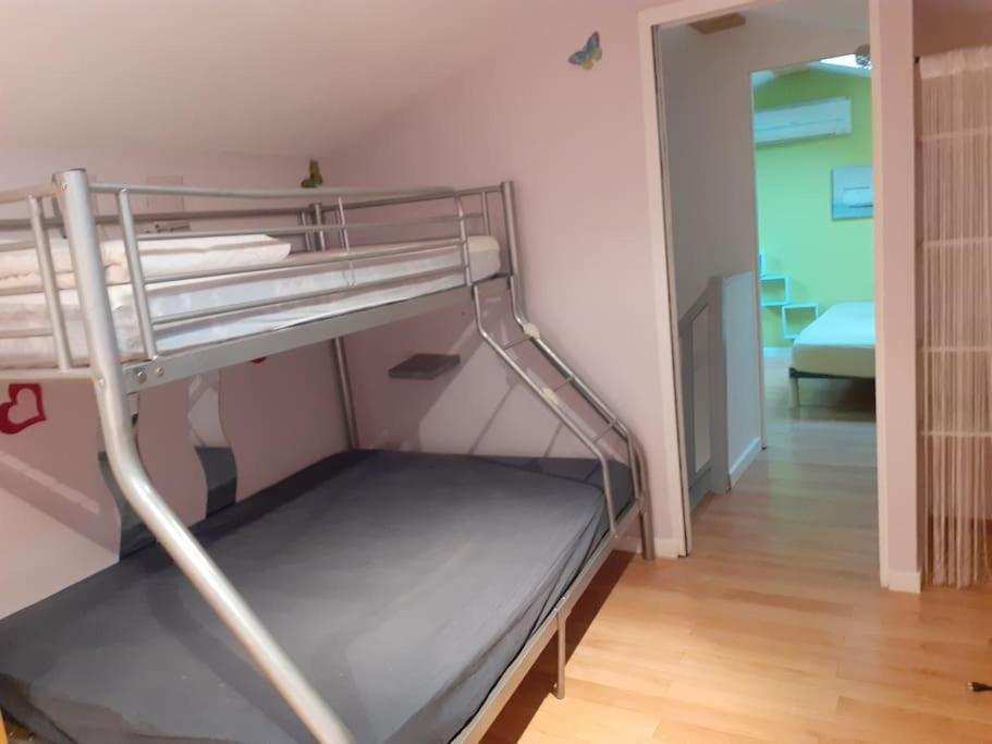 T3 Duplex Calme A La Timone * Marseille